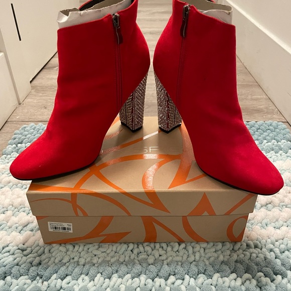 NWOT Red Suede Ankle Boots - Picture 7 of 7
